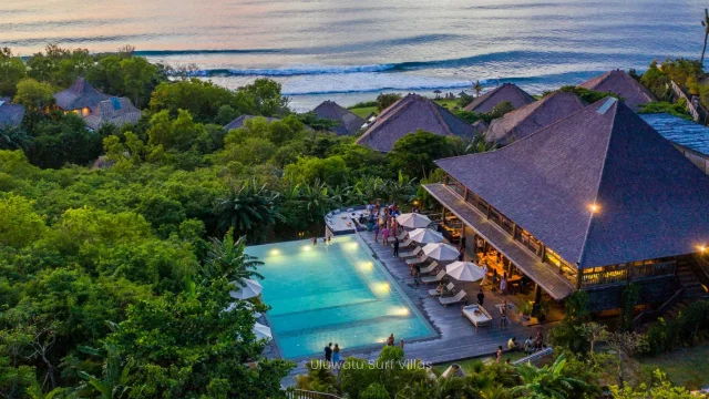 things to do in uluwatu - mana restaurant